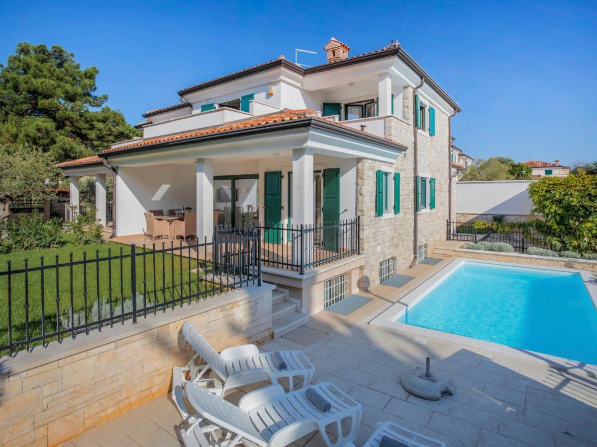 Holiday Home Villa Beach Front By Interhome Savudrija Luaran gambar