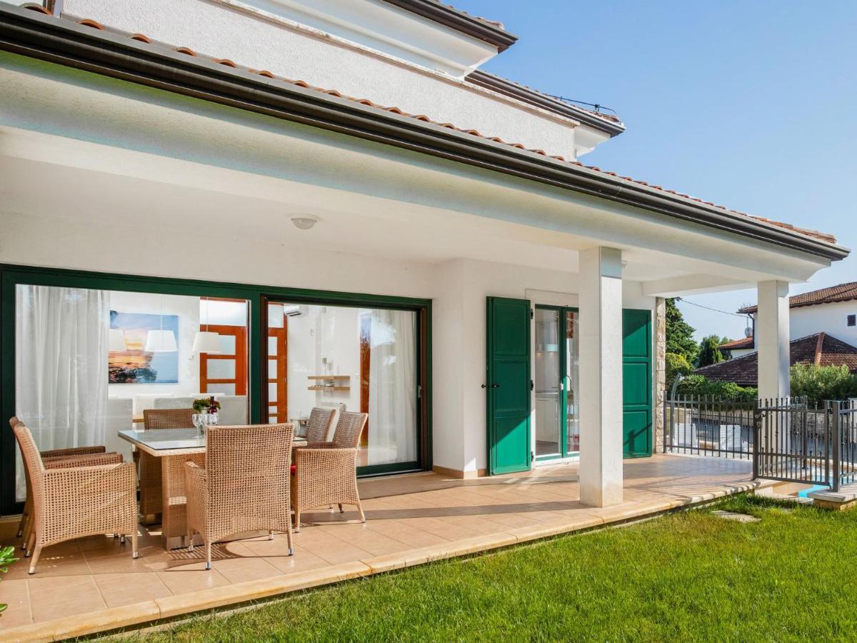 Holiday Home Villa Beach Front By Interhome Savudrija Luaran gambar